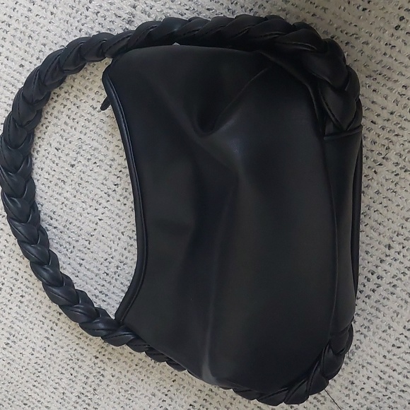 Black braided hobo handbag - Picture 6 of 8